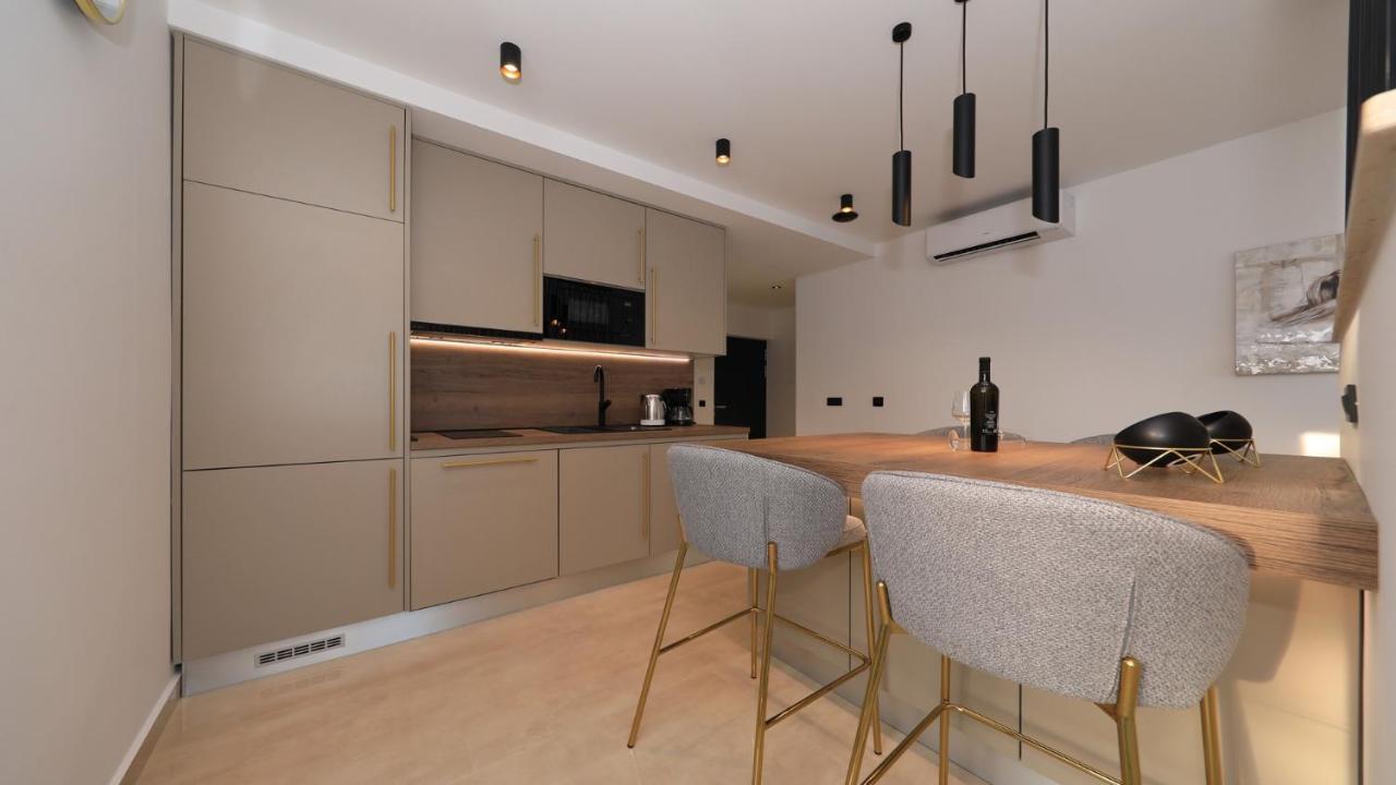 Adastra Apartments 马斯莱尼察 外观 照片
