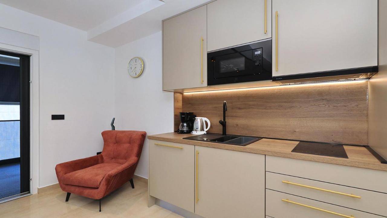 Adastra Apartments 马斯莱尼察 外观 照片