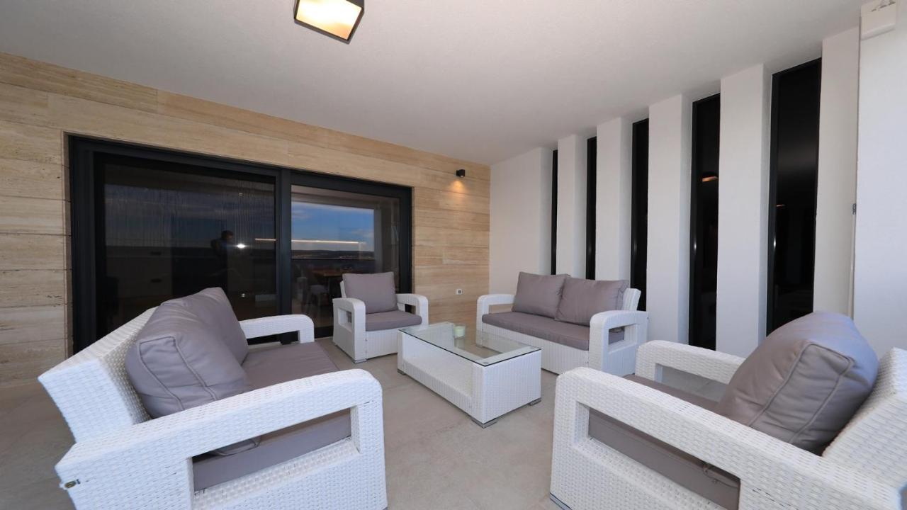 Adastra Apartments 马斯莱尼察 外观 照片